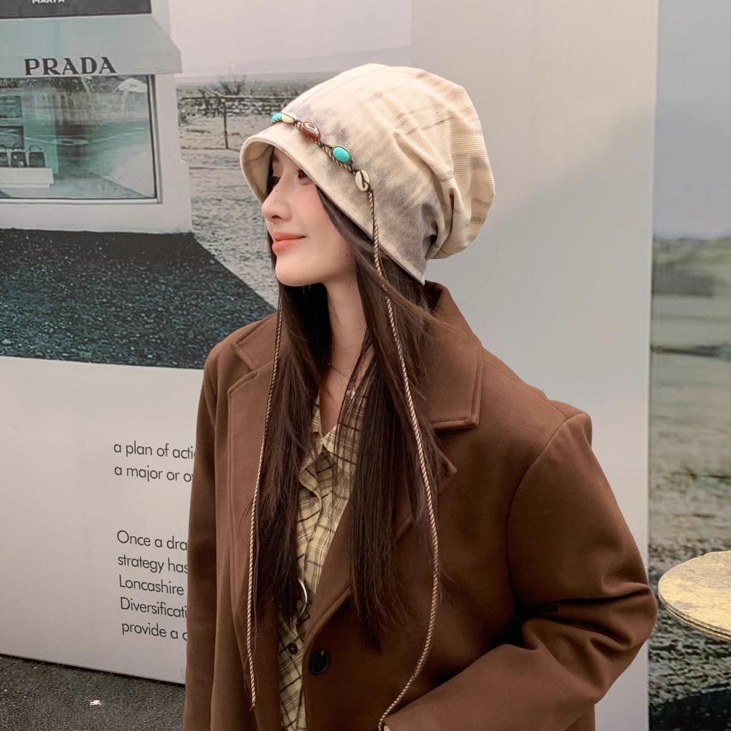 Autumn and winter retro big head circumference shows small and versatile face, warm and stacked hat woman