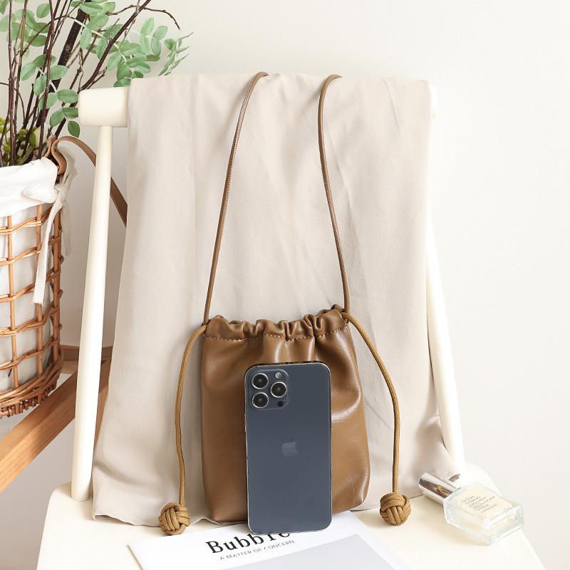 IELGY Korean Version All-Match Mini Drawstring Bucket Bag Retro Texture Soft Leather Shopping Mobile Phone Bag Cute Shoulder Crossbody