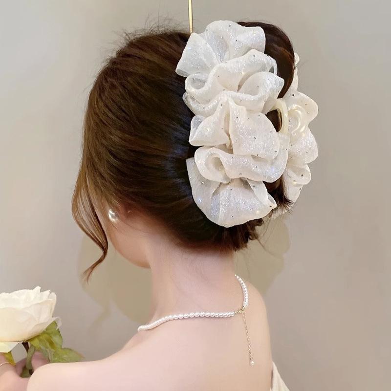 

Large Bow Mesh Hairpin Temperament Elegant Women Hair Claw Clips Princess Headdress Fashion Grab Clip Female Hair Accessories Size fits all