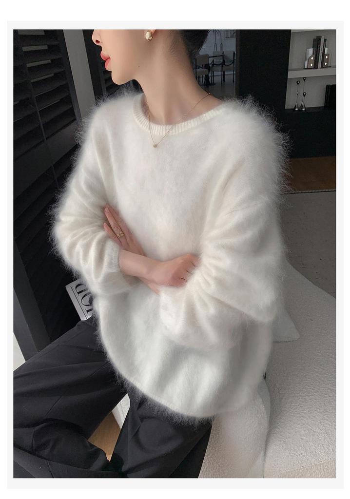 Women's Plush Cashmere Sweater: Slimming, Fluffy, Thick, Warm, Velvety Knitwear for Autumn/Winter 2025 in White.