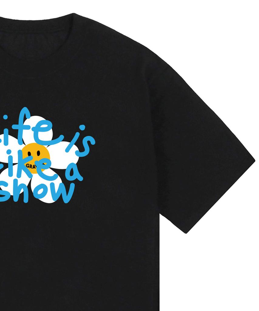 GRAVER [Unisex] Big Drawing Letter Flower Short Sleeve T-Shirt_Black/Blue Logo