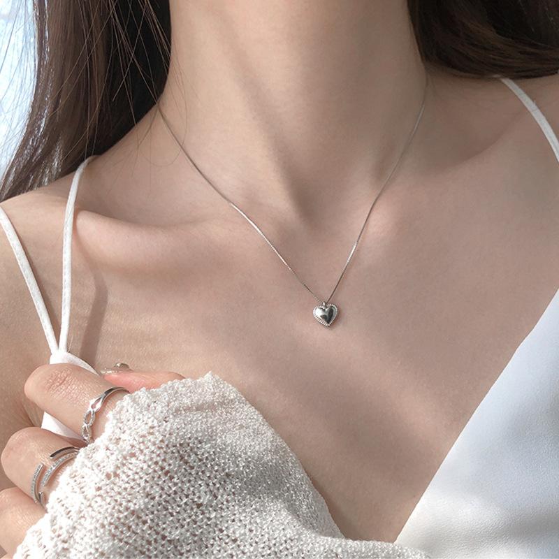 925 Sterling Silber Liebeskette für Frauen Einfache herzförmige Kastenkette Weibliche Nischen-Schlüsselbeinkette Schmuck