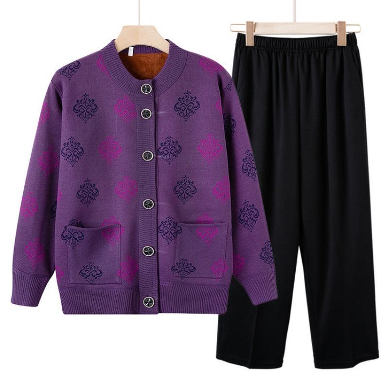 Grandma Autumn and Winter Plush Sweater Cardigan Middle-aged and Elderly Women's New Mother's Knitted Sweater Jacket Thickened Top