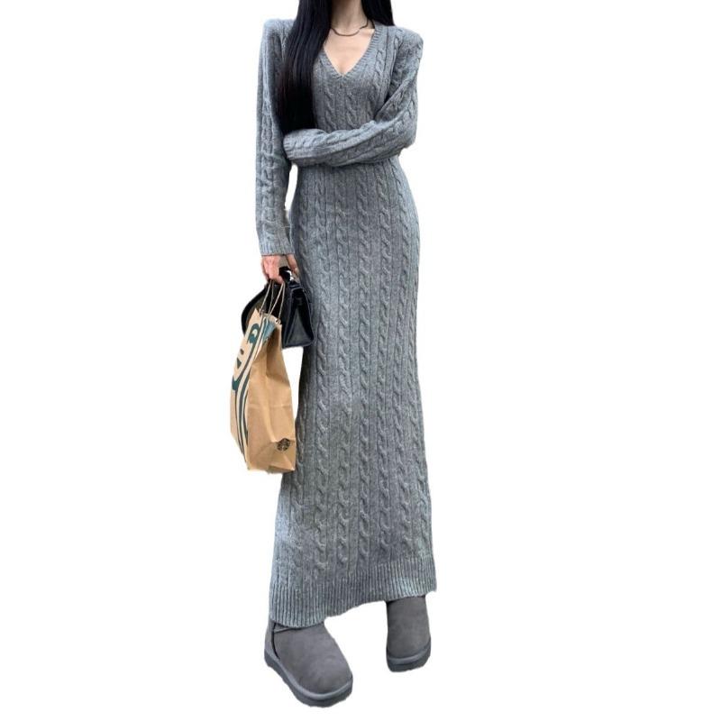 Autumn and Winter New Retro Twist Knitted Dress Women's Fashion and Thin Inner Sweater Long Dress