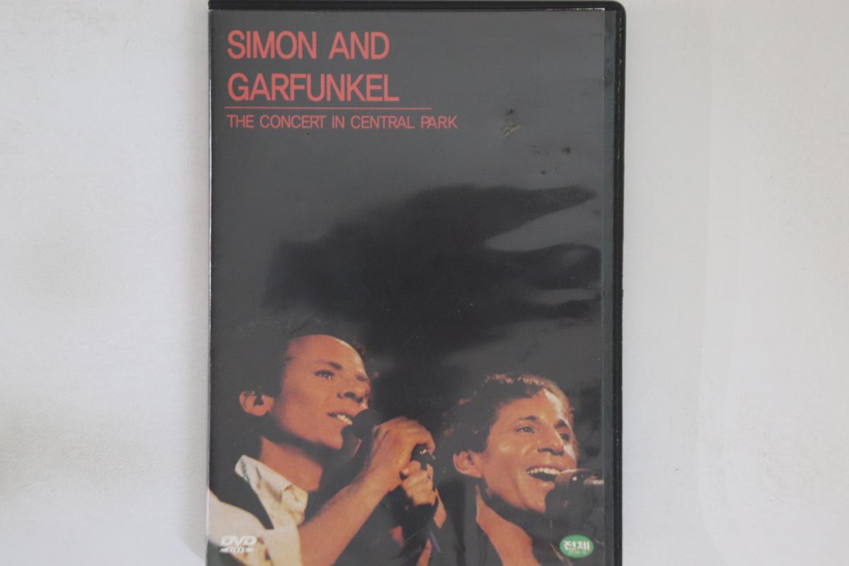 

DVD SIMON & GARFUNKEL - Concert In Central Park NONE NOT ON LABEL Unknown Pop Used