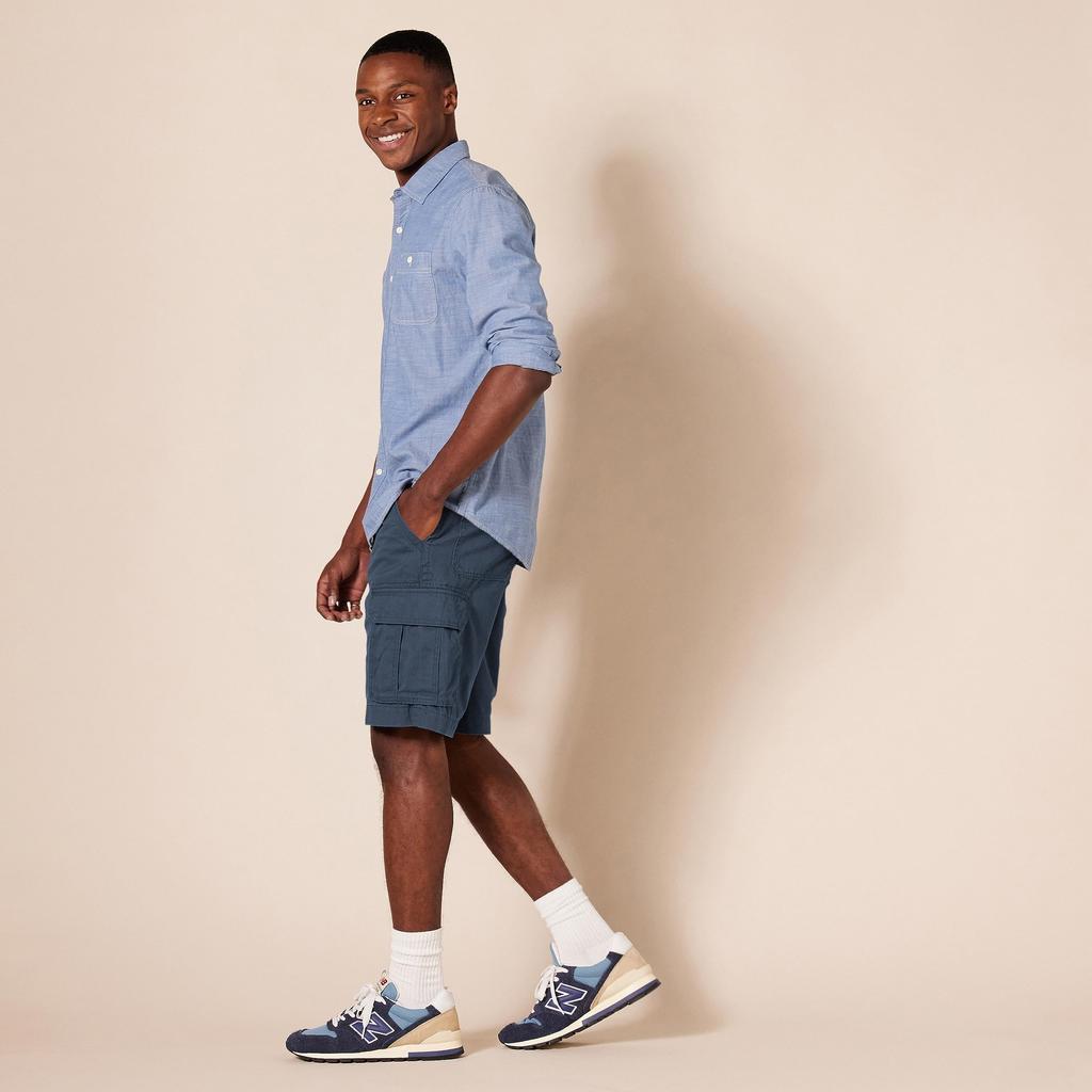 Amazon Essentials Men's Classic Fit Cargo Shorts, Dark Navy, Size 40