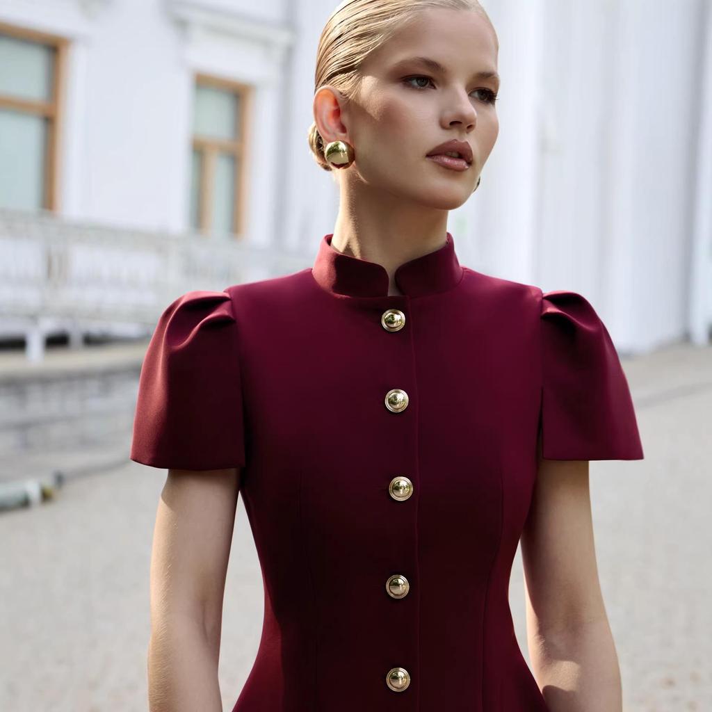 Independent Solid Color Short-Sleeve Button-Up Dress