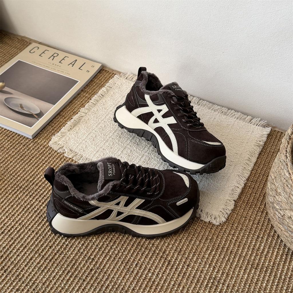 Winter New Fashion Flip Fur Platform Shoes Women's Lightweight and Versatile Height-increasing Thermal Casual Sports Shoes