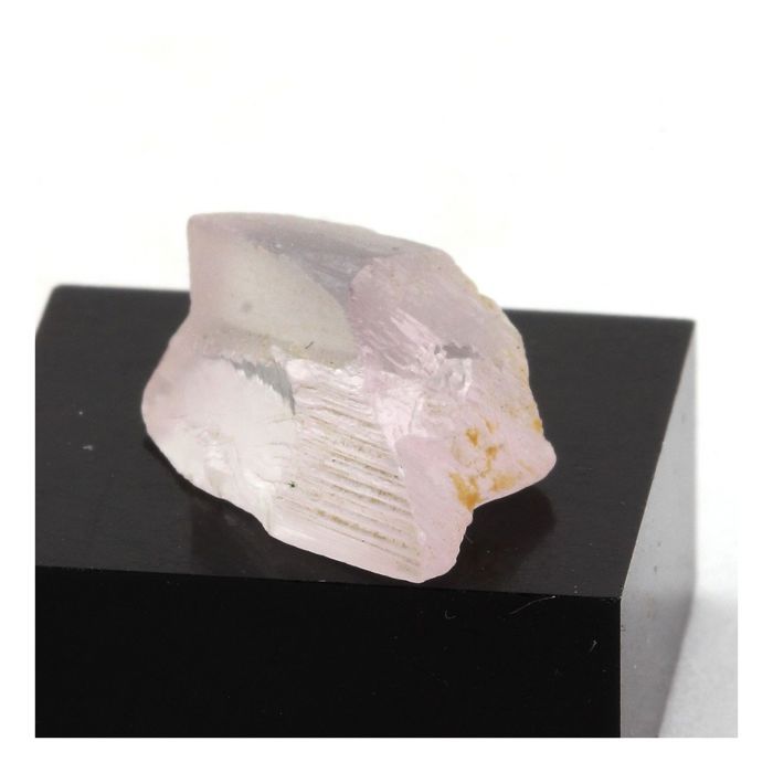 Pierres et Minéraux. Kunzite. 7.00 ct. Konar Province, Afghanistan.