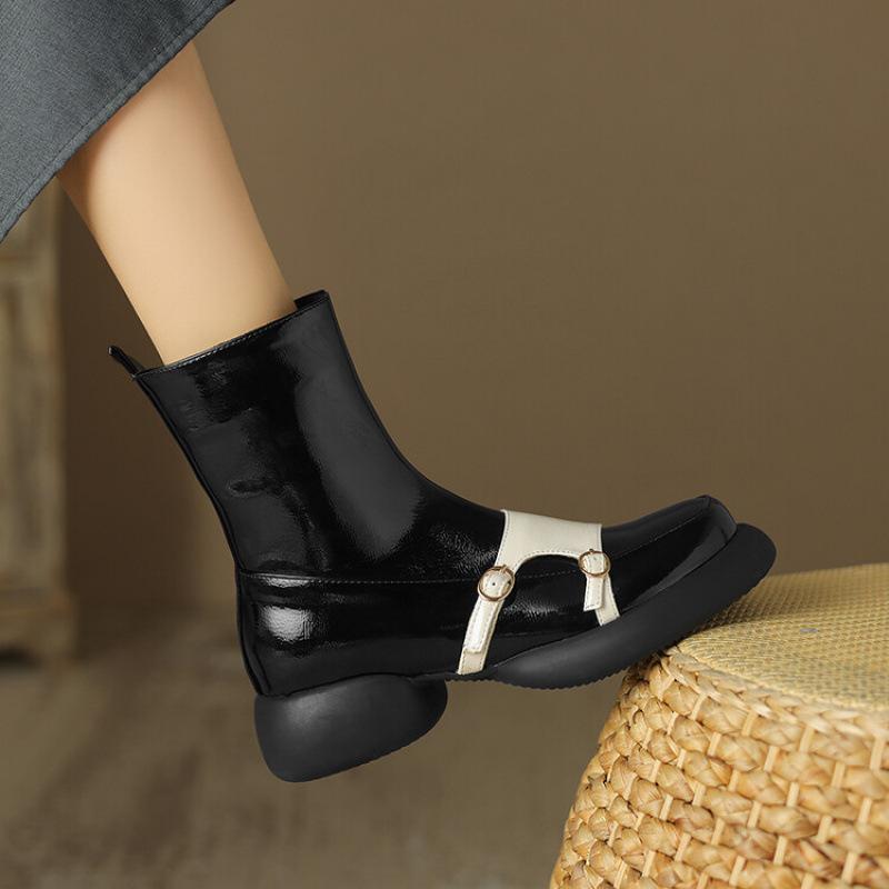 Autumn and Winter Women's Platform Fashion Boots Side Zipper Large Size Round Head Women's Boots New Rubber Sole Patent Leather Medium Boots Women
