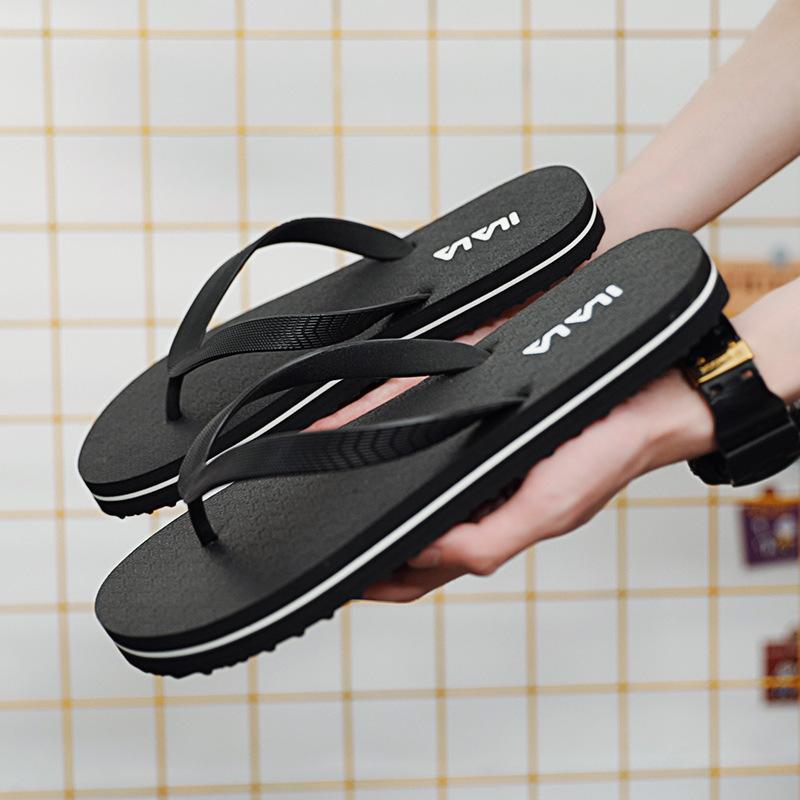 

New men s flip-flops 2025 men s foot-pinching cool slippers summer wear non-slip men s slippers beach Korean version 45 чорний