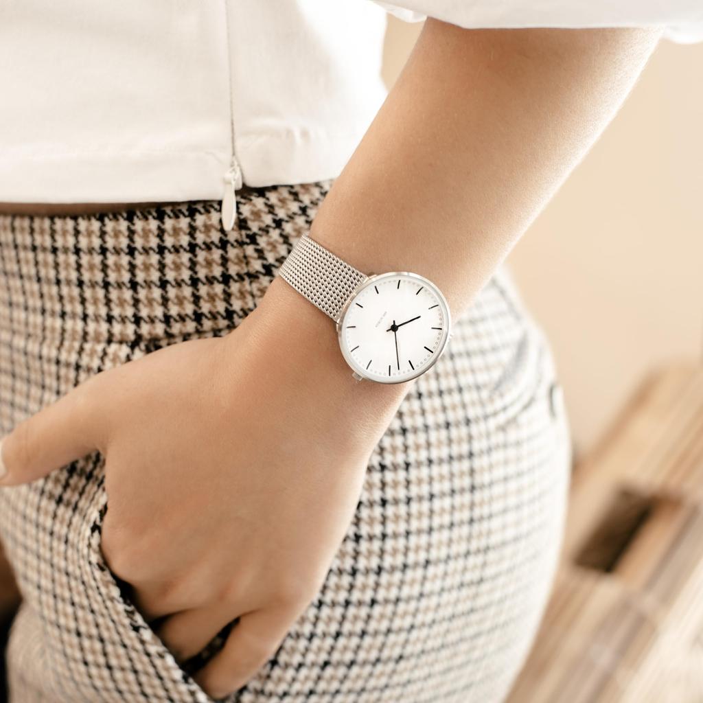 ARNE JACOBSEN BANKERS 53101-1608 Watch, 34mm, Scandinavian Design, Water Resistant (Quiet Design with No Second Hand), White with Silver Mesh Strap