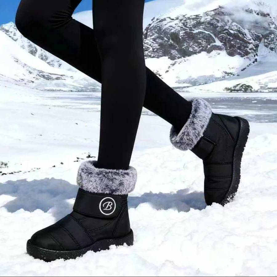 Womens Winter Snow Boots With Warm Fur Lining Comfortable Booties Non Slip Waterproof Outdoor Shoes
