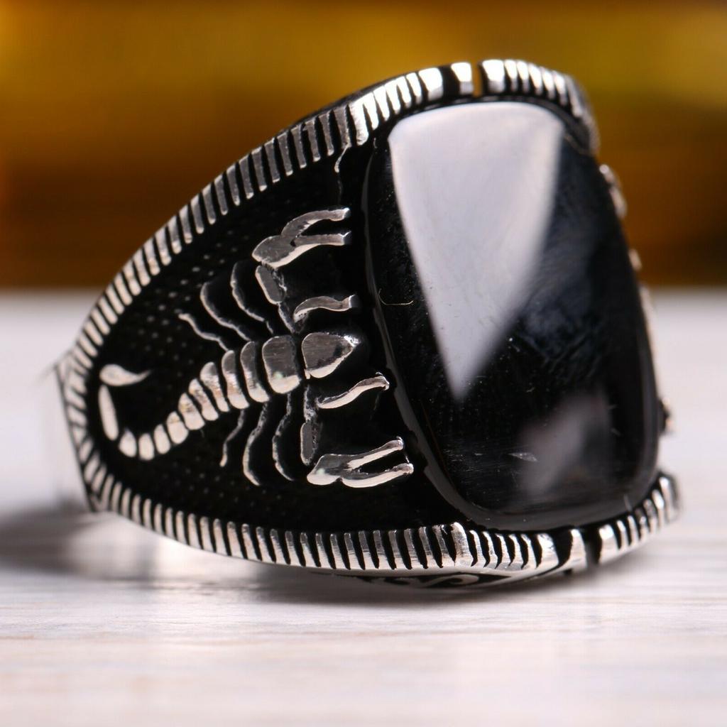 Pierścionki Skorpiony w Stylu Gotyckim Punkowym Męskie Pierścionki z Wzorem Skorpiona w Stylu Retro dla Mężczyzn Stylowy Pierścionek Hip Hopowy Pozłacany Pierścionek Kojot Męski