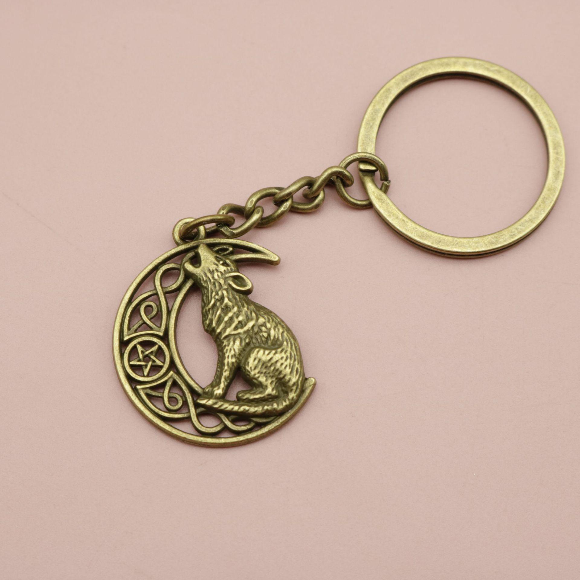 Hot Selling Simple Viking Wolf Keychain Pendant