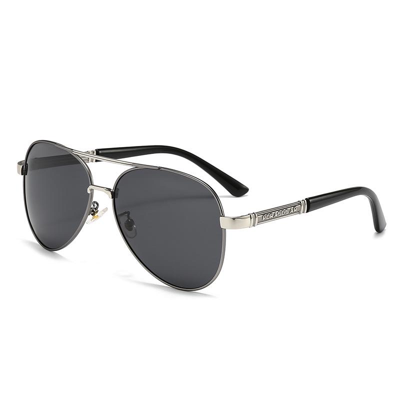 Men's Polarized Metal Resin Sunglasses: Photochromic, Day/Night Dual-Use, Wayfarer Style.