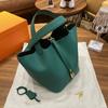 New Genuine Leather Women's Bag Head Layer Leather TOGO Leather 1822CM Vegetable Basket Handheld Bucket Bag Cross Border