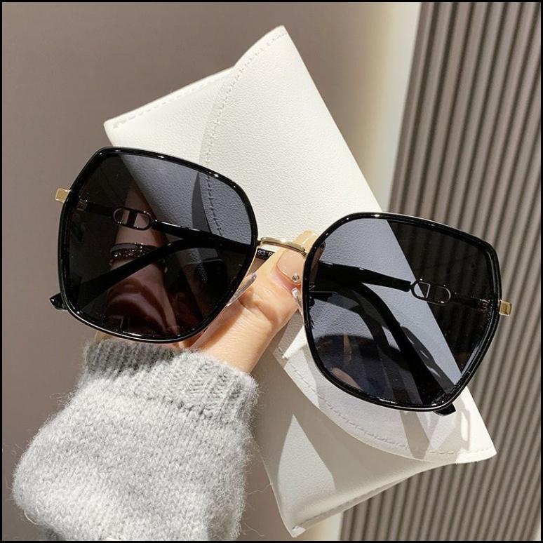 

Солнцезащитные очки с блестками, женские солнцезащитные очки с защитой от УФ-излучения, сильный свет для вождения, специальный уличный солнцезащитный козырек, Интернет-знаменитости, для похудения большого лица чёрный