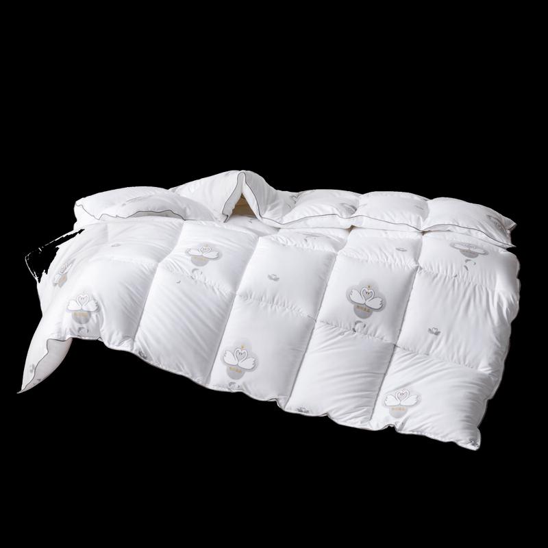 

Muji Crown Goose Down Velvet Quilt