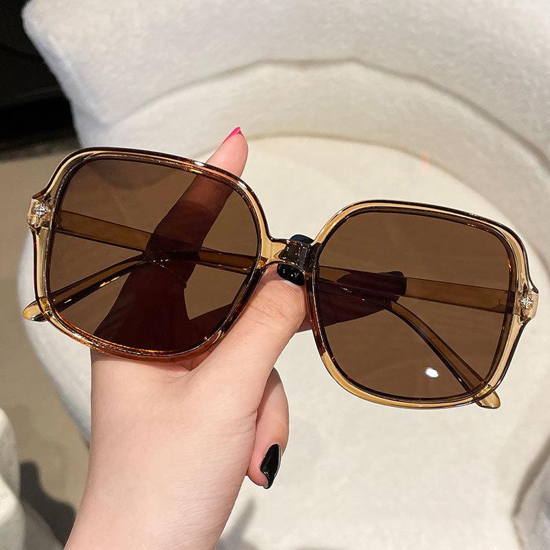 

Женские солнцезащитные очки Мужские солнцезащитные очки Новые солнцезащитные очки Meter Nail в большой оправе Тенденционные солнцезащитные очки с УФ-защитой.