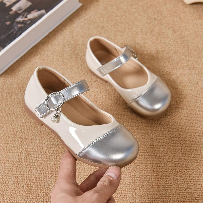 Spring New Korean Style Fashionable and Comfortable Soft Sole Girls Casual Leather Shoes