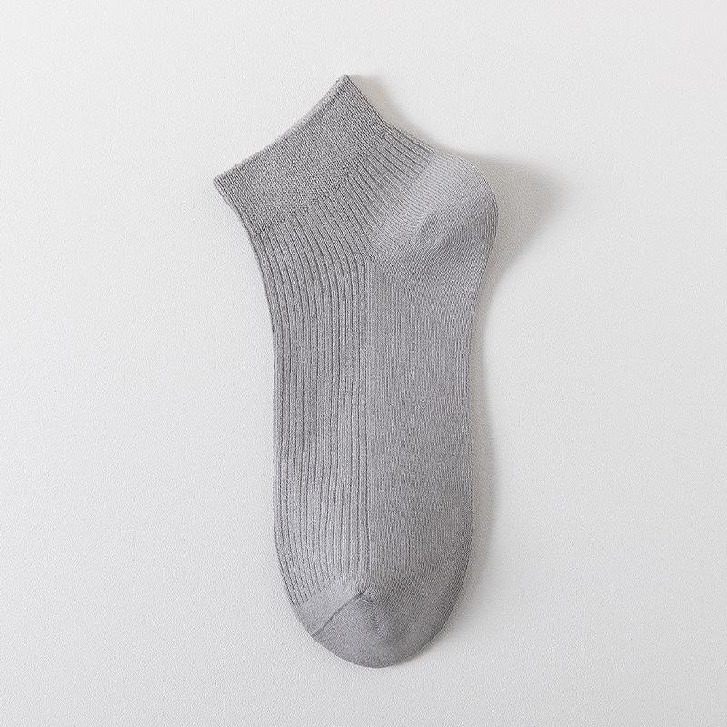 Summer Men's Solid-color Short Socks, Anti-odor and Anti-friction Casual Men's Socks, Breathable and Sweat-absorbing Socks