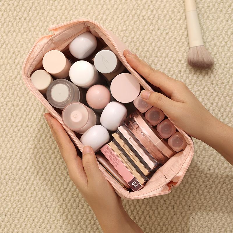 Travel Portable Cosmetics Storage Bag Makeup Organizer  Multi-functional Toiletries Handbag Maquillage Cosmetics Organizer Bags