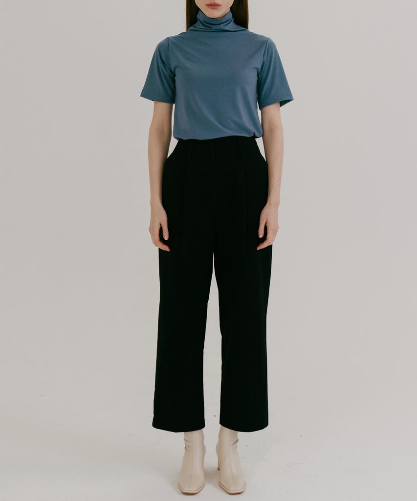 320SHOWROOM Cotton Tuck Tapered Pants Black