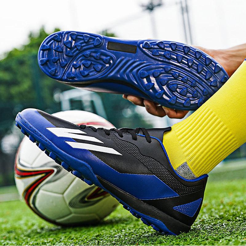 New Football Shoes Men's and Women's TF Broken Nails Competition Sports Training Shoes Young Students Long Nails Running Shoes