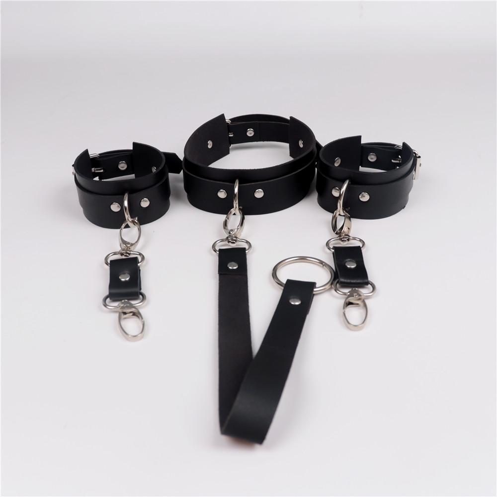 Role-playing 2 PCs Adult Sex Cuff for Women Men PU Leather Handcuffs Choker Collar Couple Adult Games Flogger Restraints