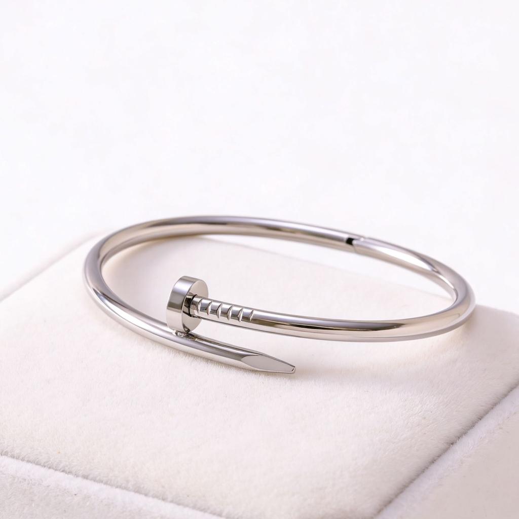 Bracciale per unghie 2026, Bracciale aperto regolabile di tendenza personalizzato per coppia Bracciale 520