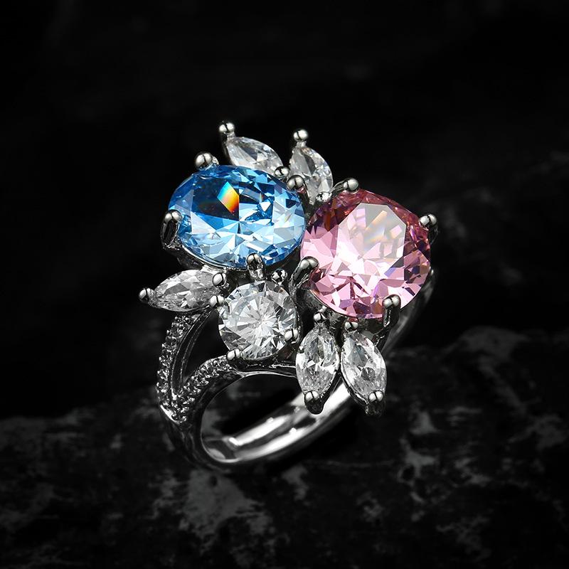 Elegant Crystal Adjustable Ring with Colored Gems: Fashionable High-End Jewelry