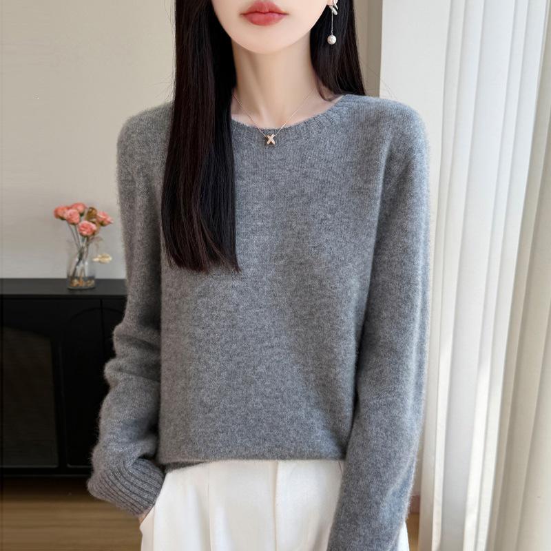 2026 A/W Pure Wool Thick Round Neck Solid Sweater