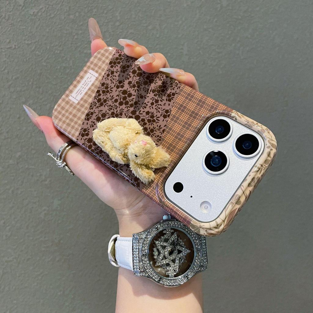 Karriertes Hasen Retro Handyhülle: Vollschutz, Stoßfest für Apple 17 Promax & 16 Pro