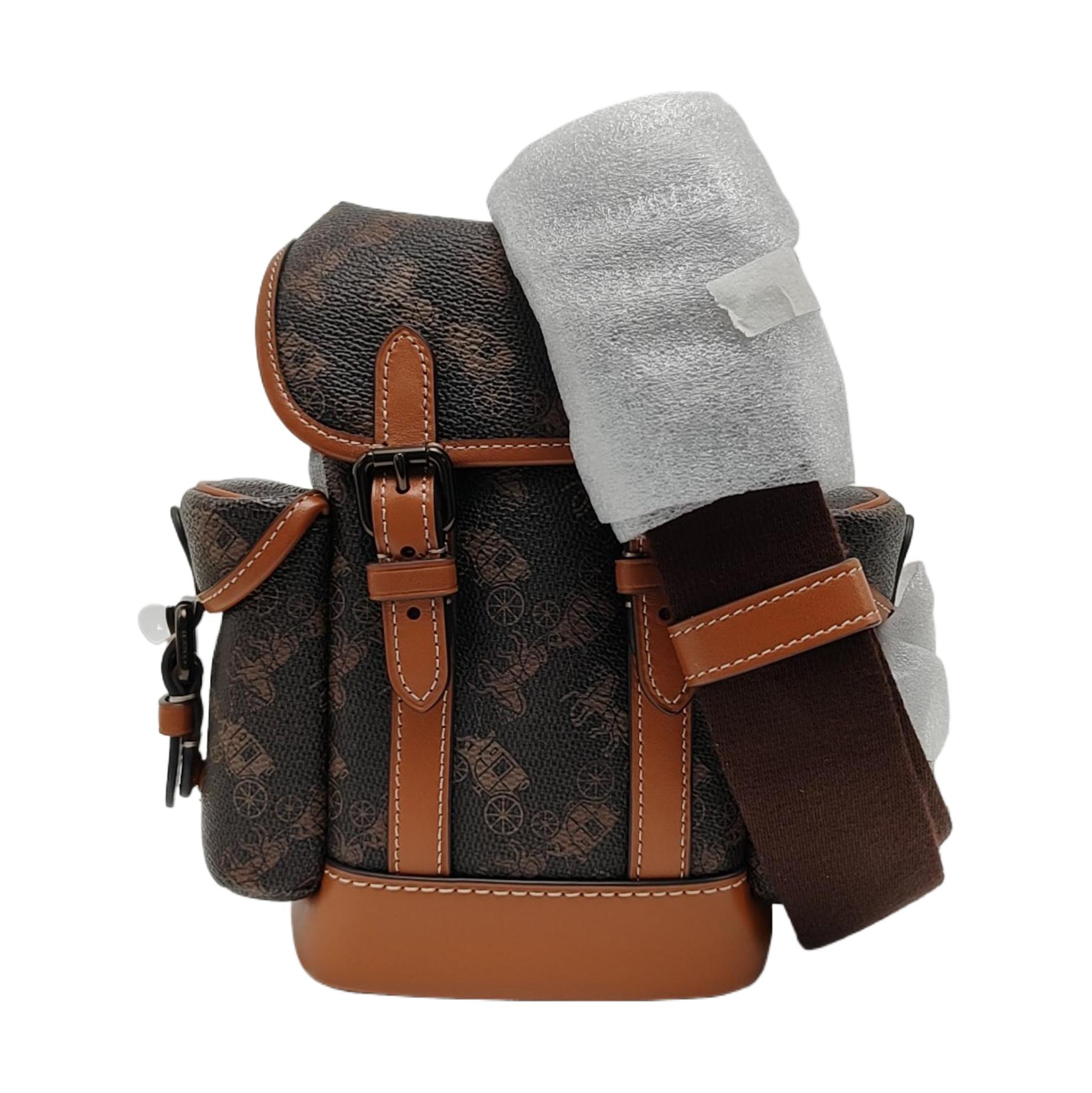 [Pre-Owned] Hitch 13 Logo Buckle Closure Design Printed Coated Canvas Crossbody Mini Bag - Excellent #NFAMIX ONE SIZE