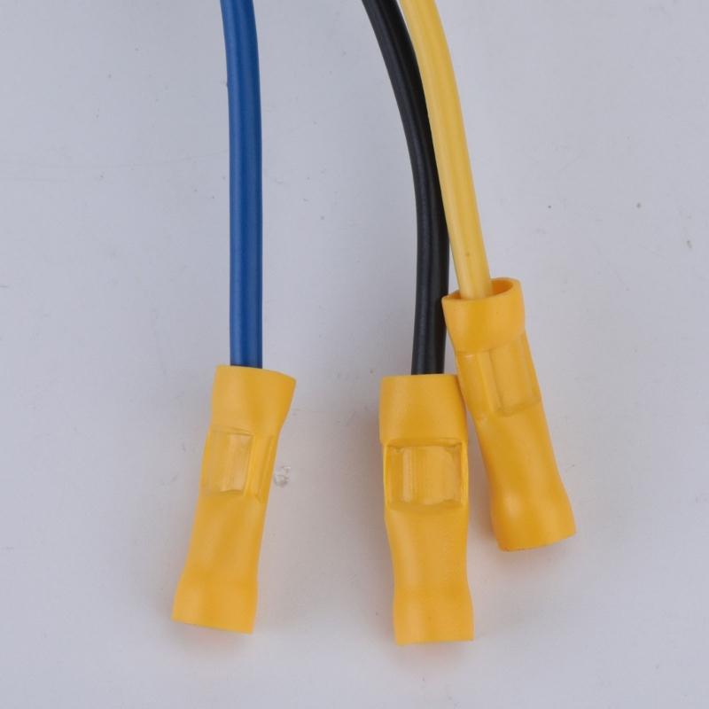 7 Way Trailer Socket Adapter with 4 Flat End and Mounting Bracket, Assembled Wiring Assembly with Flip Cover for Trailer Towing Light Use