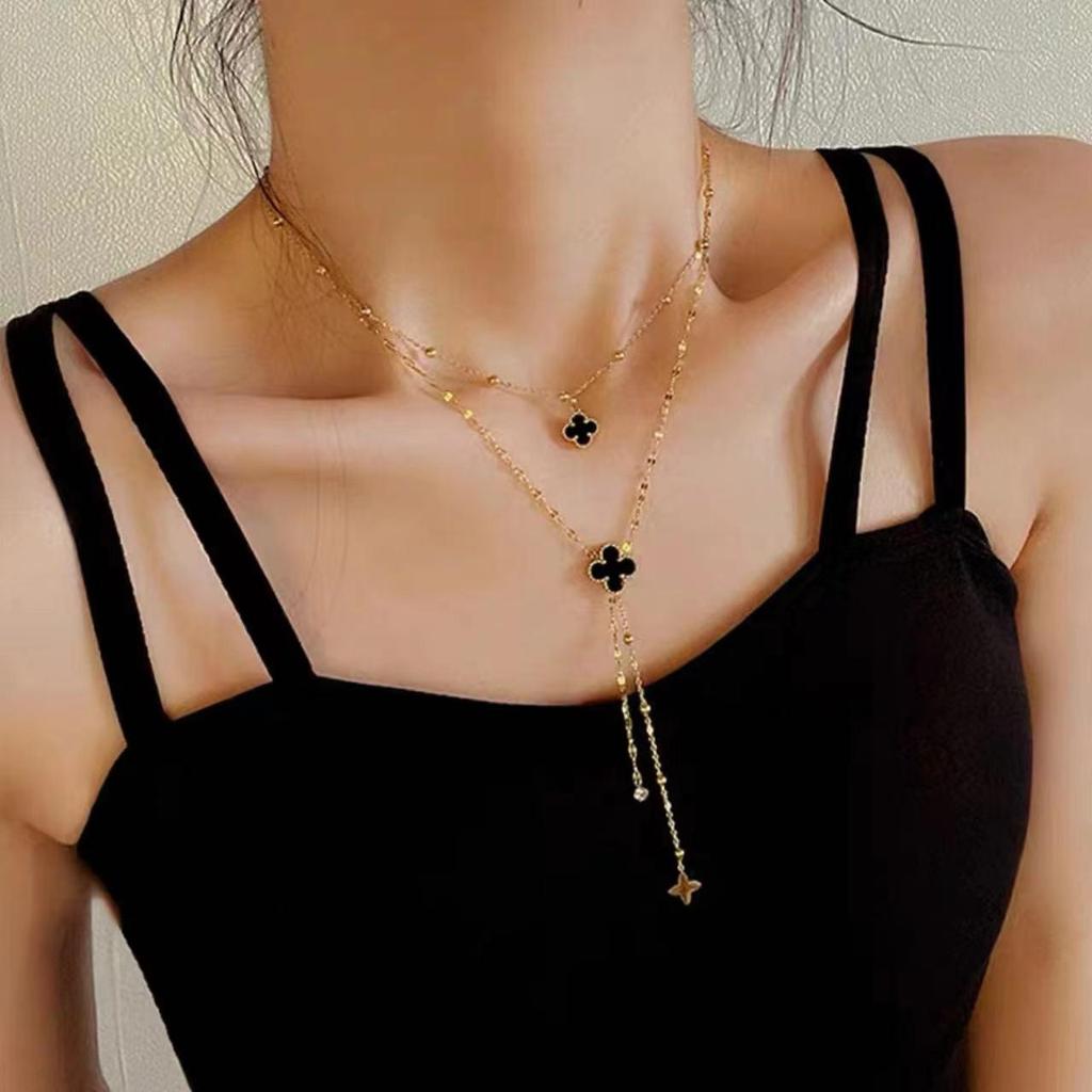 Elegant Colorfast 18K Rose Gold Necklace with Swan & Four-Leaf Clover Charm