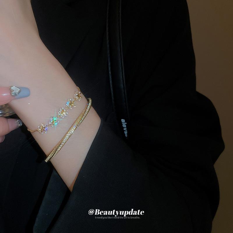 14K Gold Plated Zirconia Flower Bracelet, Korean Old Money Style, Luxurious & Versatile