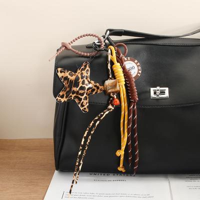 Kreativer Retro-Mode-Leopardenmuster-Fünfzackstern-Anhänger-Chip-Geflochtenes Seil Perlenbeutel-Anhänger Schlüsselanhänger
