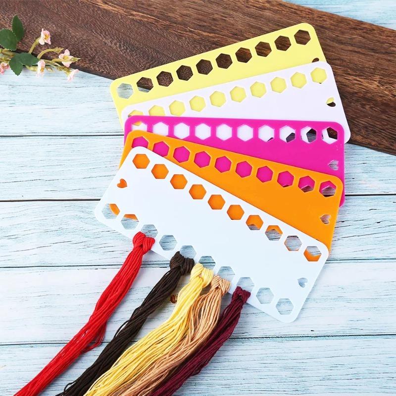 10 Pcs Cross Stitch String Hole Thread Board Embroidery Threading Board Embroidery Entanglement Thread Board Plastic
