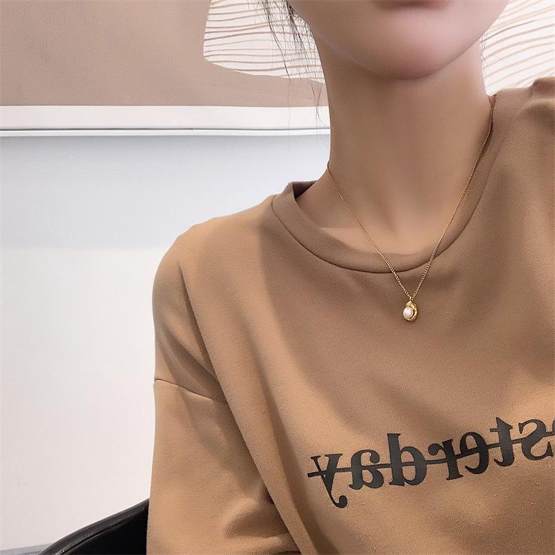 18K Gold-Plated Titanium Pearl Necklace - Unique Women's Jewelry