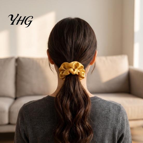 Convenient Hair Scrunchies for Gym Pocket Ties with Hidden Zipper Women, Elastic Tie Storage Headphones Small Items Keys And Coins, Satin Accessories