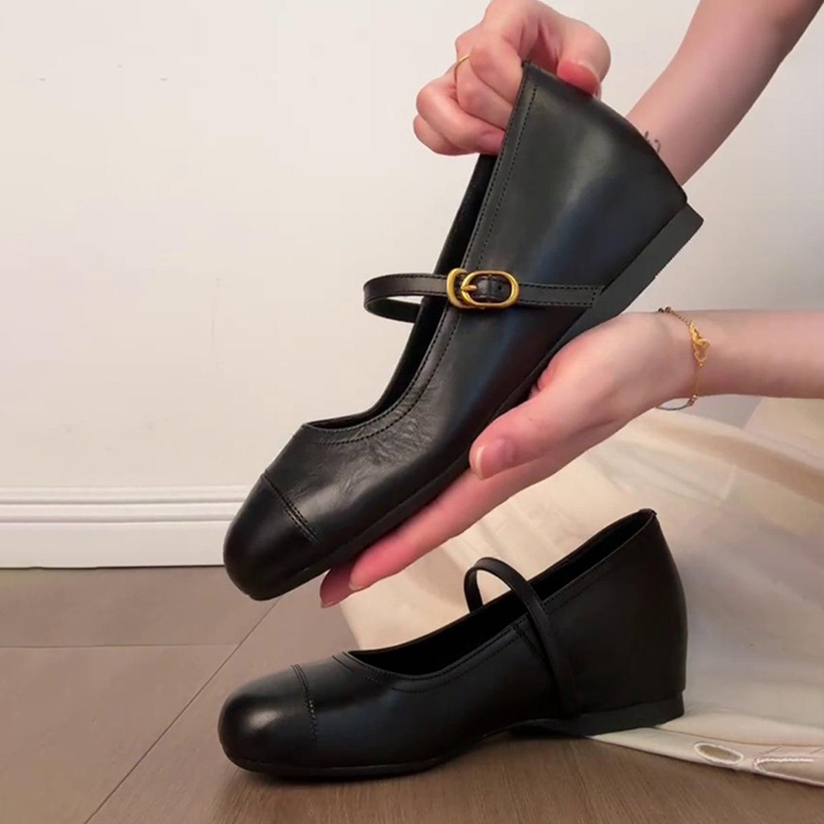 

Sheepskin version~ Round head French temperament one-word buckle with Mary Jane shoes commuting versatile shallow mouth inner height increase single 34