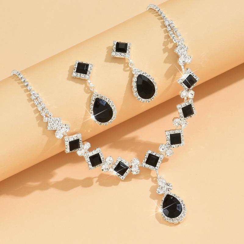Halskette Ohrringe Set Tränenförmig Zirkonia Anhänger Halskette Elegantes Hochzeits Schmuck für Abschlussball Party Brautparty Geschenk
