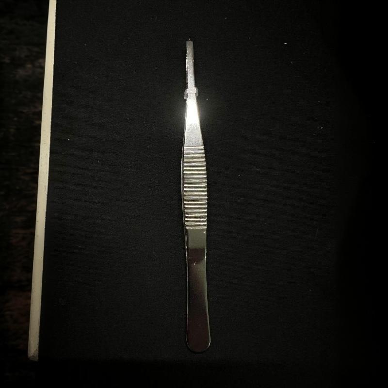 1Pcs Serrated Toothed Tweezers 125/140mm Silver Precise Grip for Manipulating Suturing Needle Pet Clinic Veterinary Use