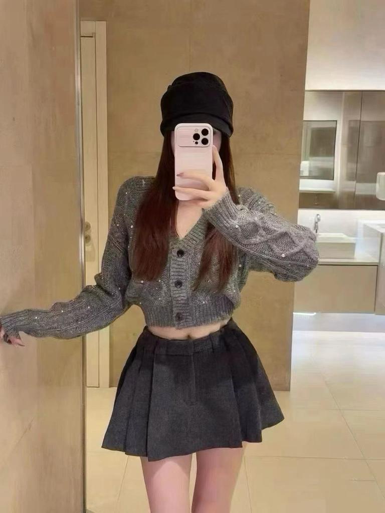 Women's Early Spring 2026 College Style A-line Pleated Mini Skirt - Anti-exposure, Slimming, Woolen Design