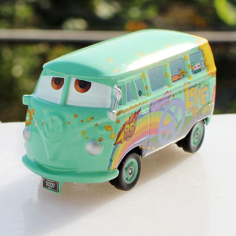 Pixar Cars 3 Toys Lightning Mcqueen Mack Uncle Collection 1:55 Diecast Vehicles Alloy Car Toy Model For Children Gifts
