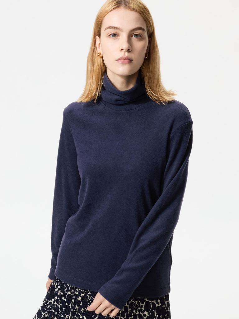Uniqlo Japan HeaTTech Fleece TurTleneck T  Long Sleeve 