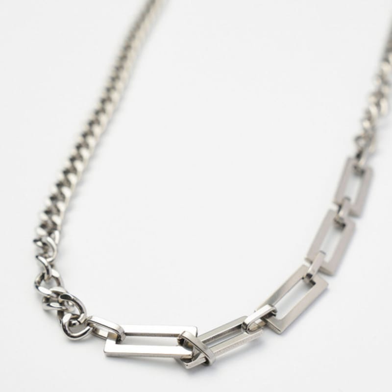 Tout Square Chain Necklace 316