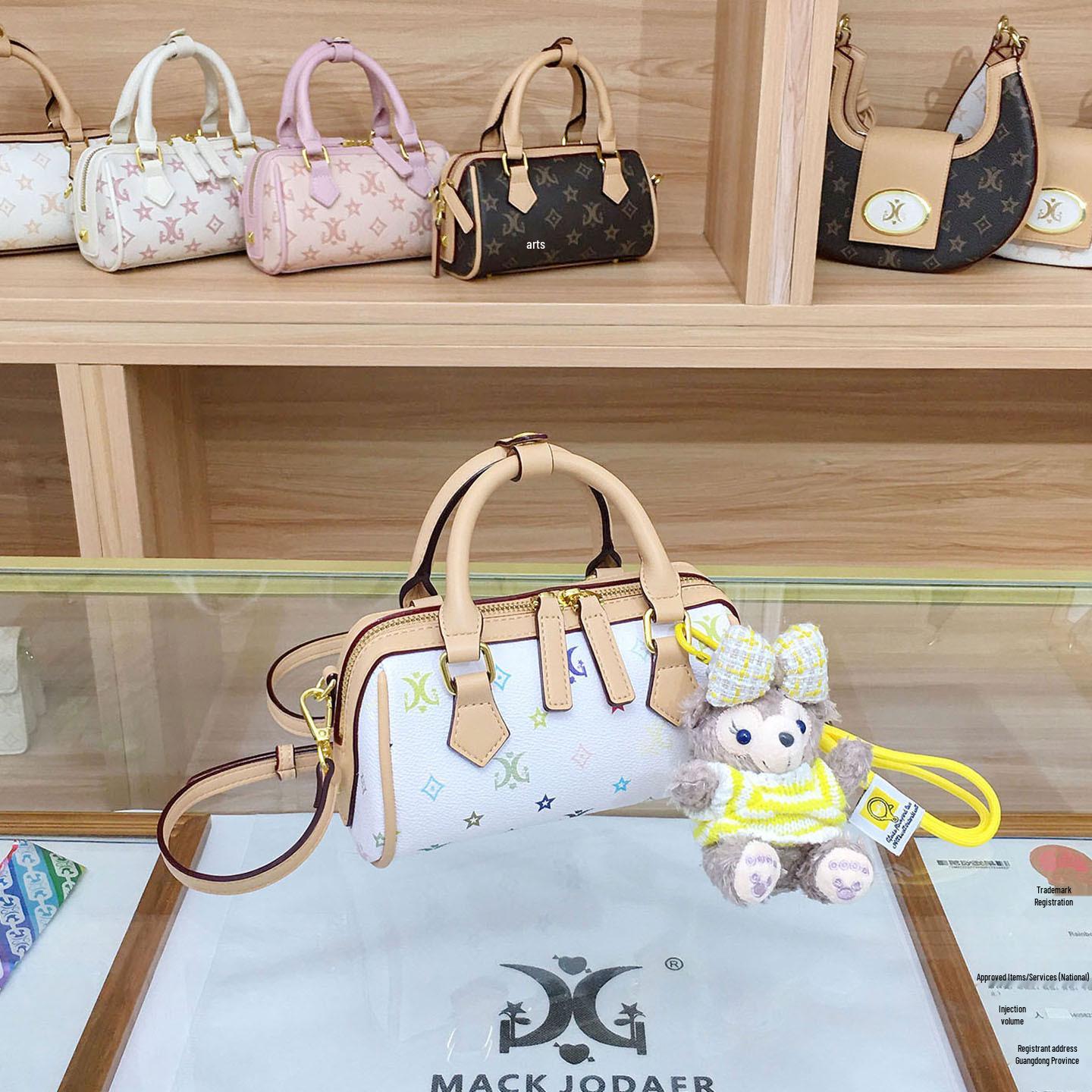 

Women s Sweet Boston Pillow Crossbody Bag - New High-End Handbag